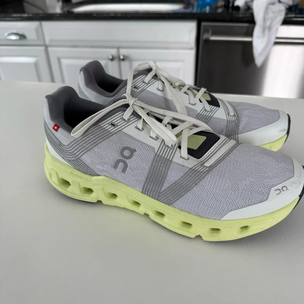 On Cloudgo 55.98234 Sneaker Men's Gray Low Top Lace Up Running Shoes Sz I0